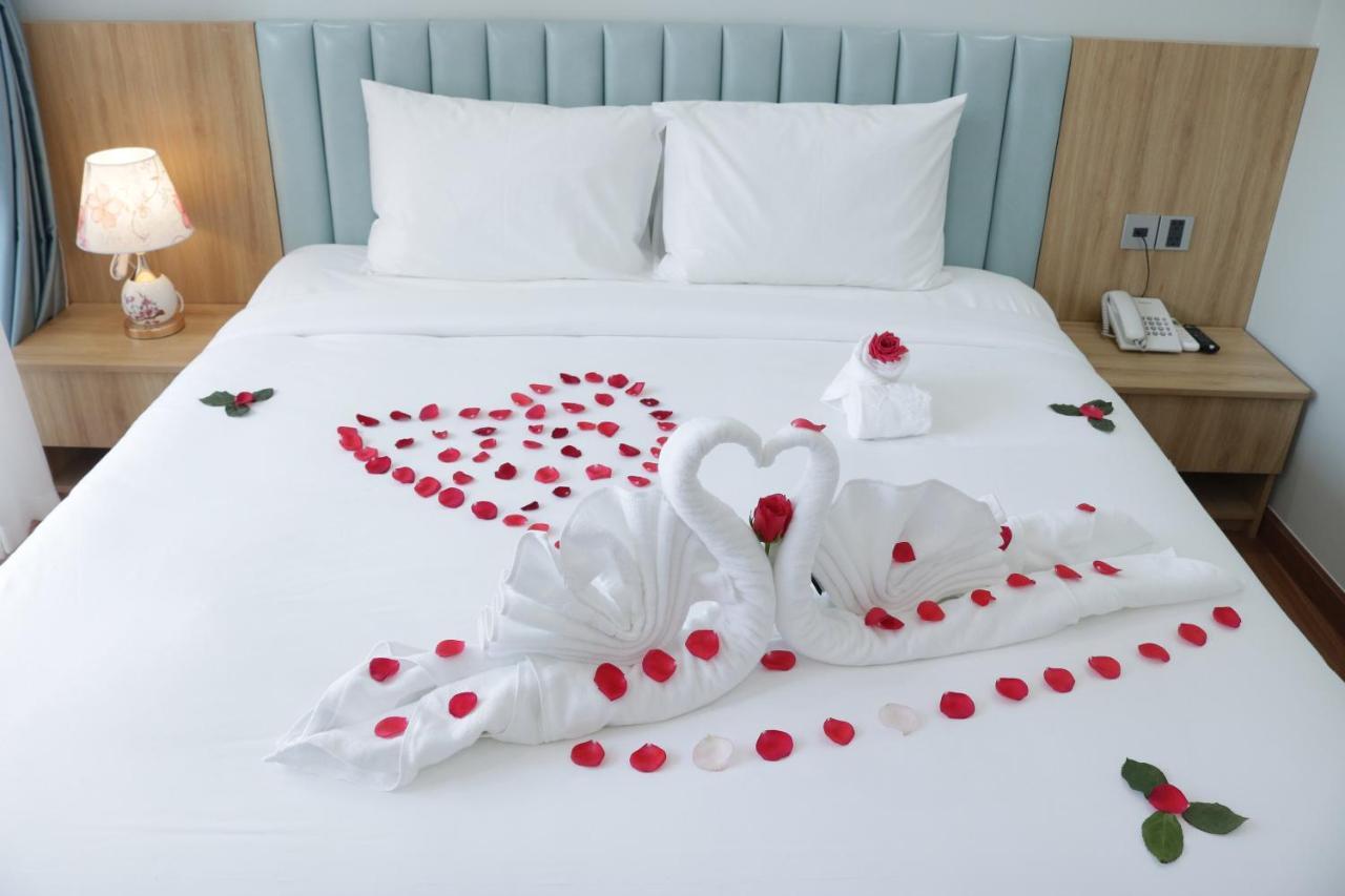 Hummer Hotel & Apartment Da Nang Beach ภายนอก รูปภาพ